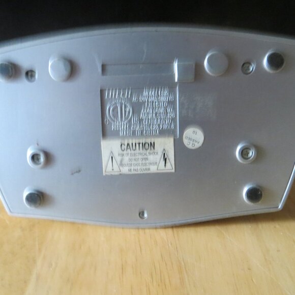 Large Number Digital Alarm Clock with Battery Backup - Picture 5 of 5